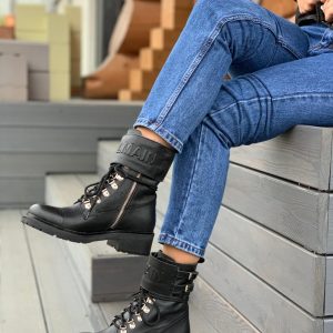 Ботинки женские Balmain Leather Ranger Ankle Boots