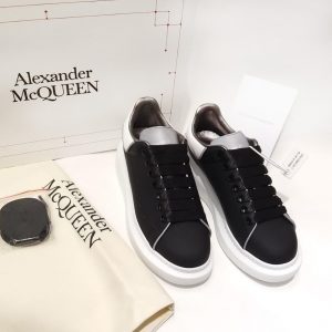 Кроссовки женские Alexander McQueen Black