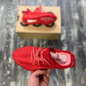 Кроссовки мужские Adidas Yeezy Boost 350 V2 Red